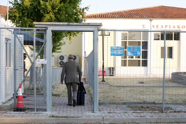 Δίκη Τεμπών: «Βιώσαμε τον θάνατο πολλές φορές»